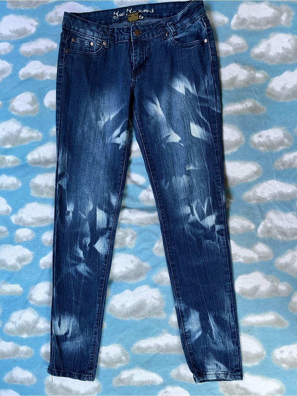 Y2K JZ Jeans Size 11 Bleach Acid Wash Stretch Denim with Sequin Leather Pocket